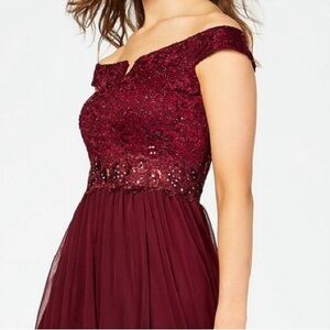 Juniors’ Size 3 BCX Elegant Burgundy Evening Formal Maxi Prom Banquet Dress